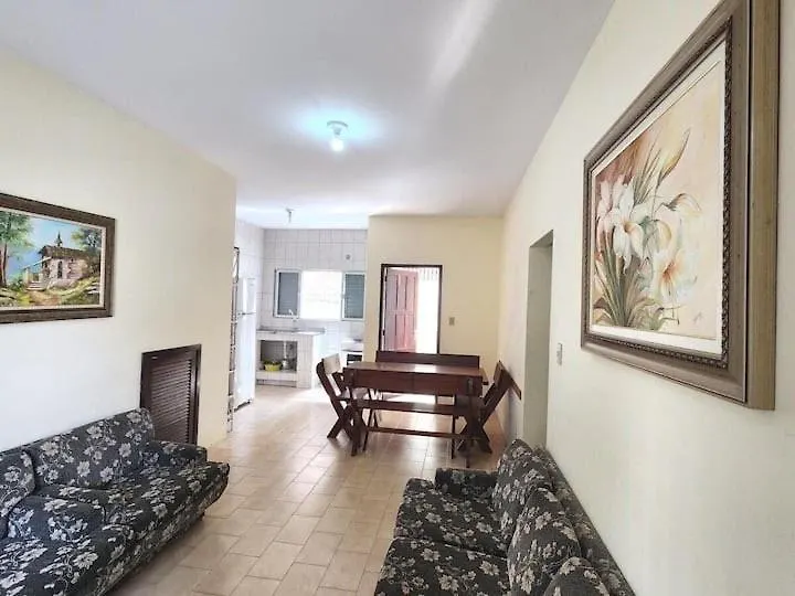 Residencial 50M Da Praia De Bombas 邦比尼亚斯 巴西